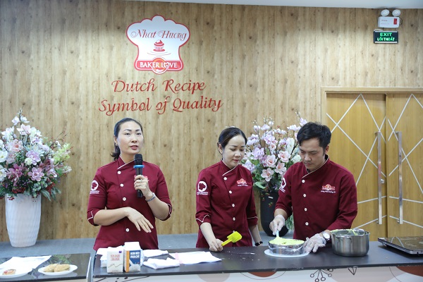 WORKSHOP SHARE TO CONNECT CHỦ ĐỀ “NGÀY THU TRÒN VỊ”